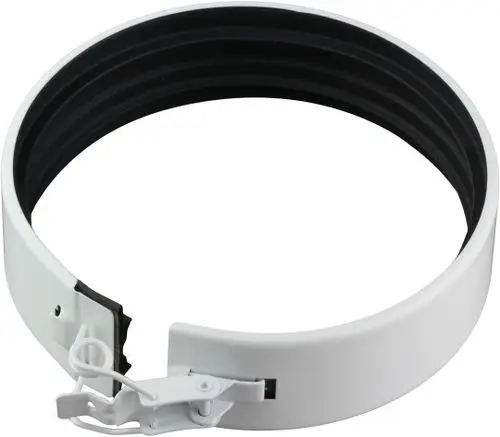 Weißes Klemmband mit Dichtungsprofil und einer Verriegelung aus Kunststoff. Die Innenseite ist schwarz, geeignet für Rohrverbindungen. Hersteller: Bosch.